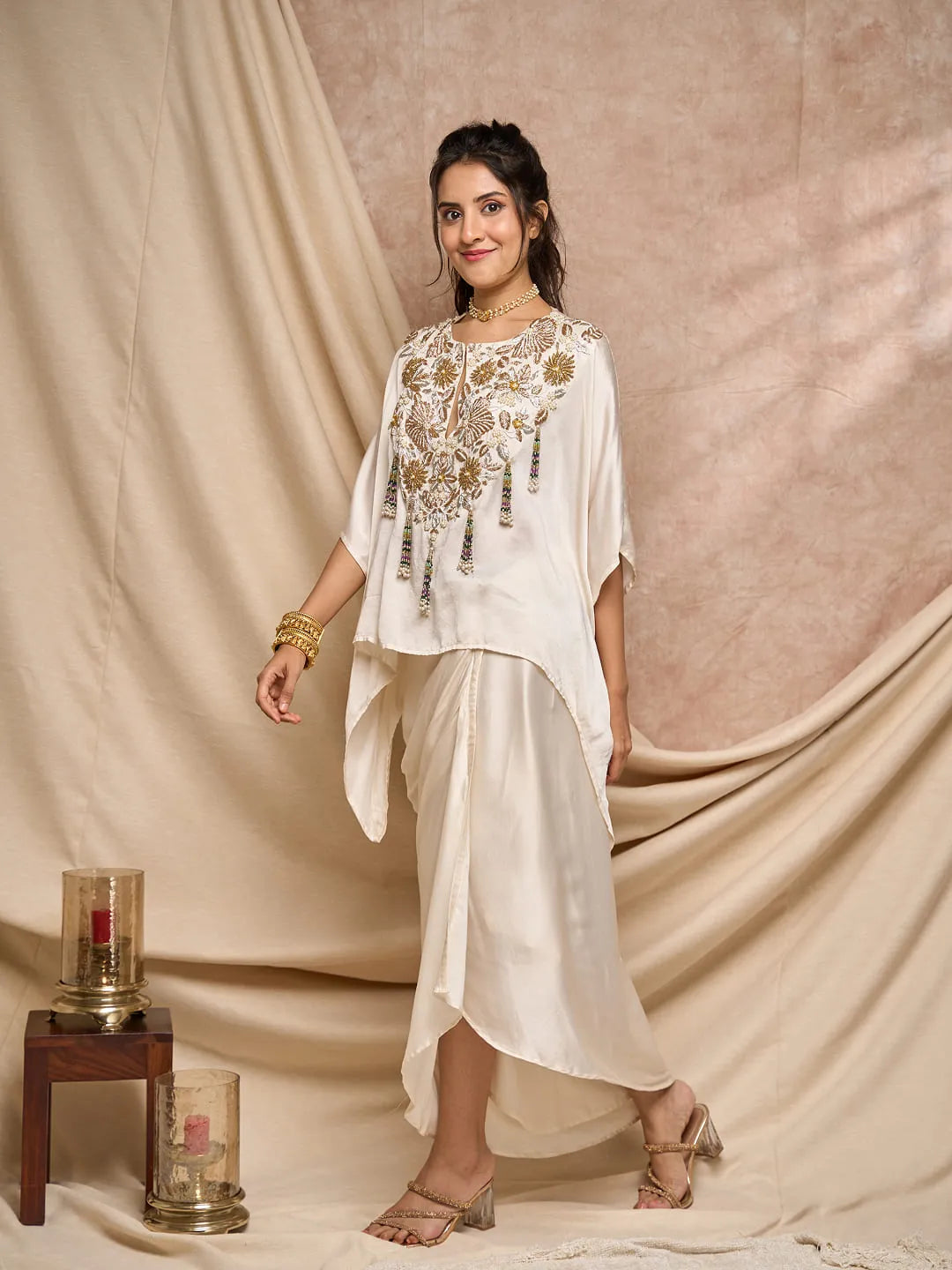 Ivory top coloured tassel