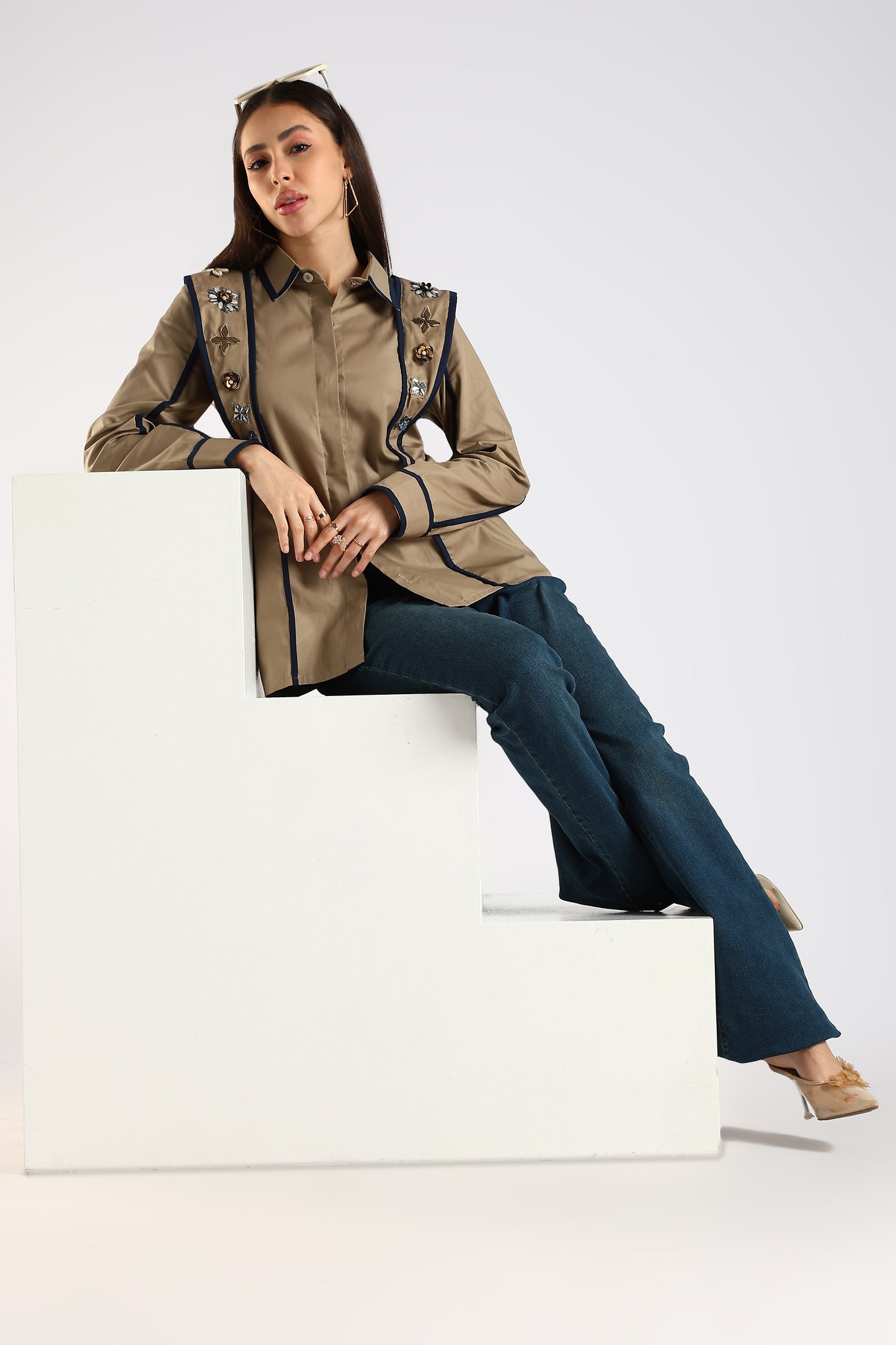 The khakhi handwork shirt