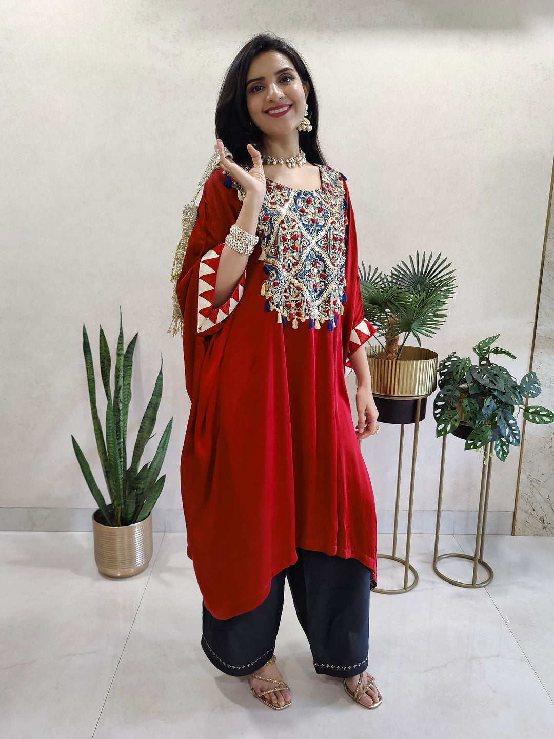 Kaftan kurta-dress with embellished neck