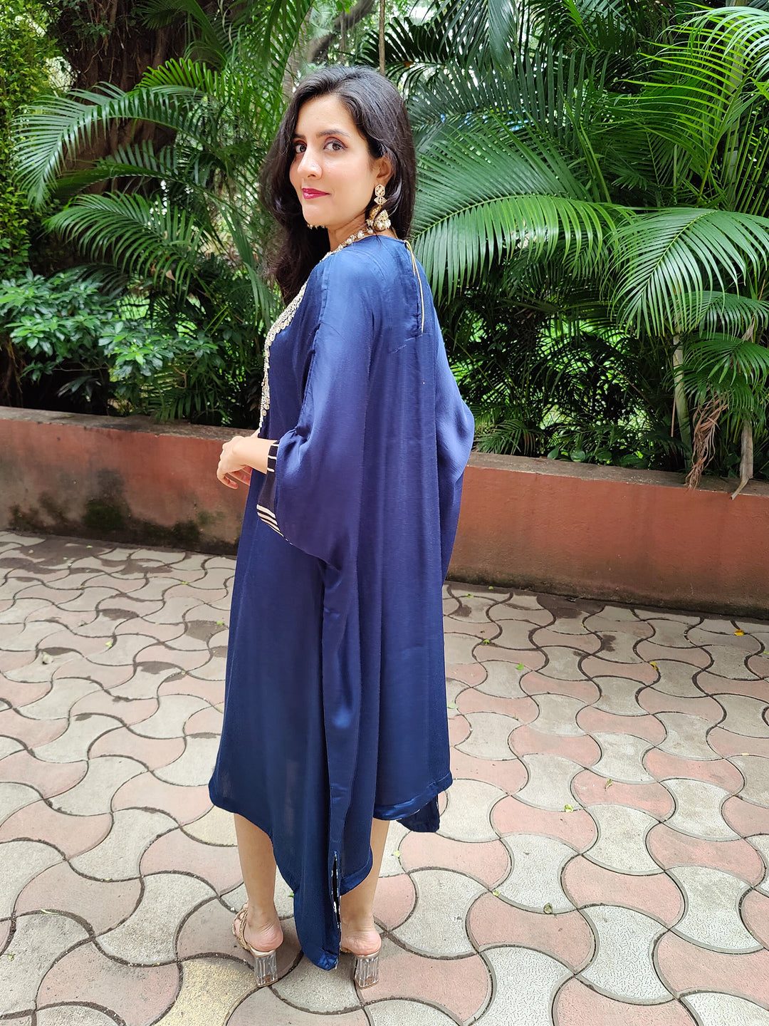Kaftan kurta-dress with embellished neck