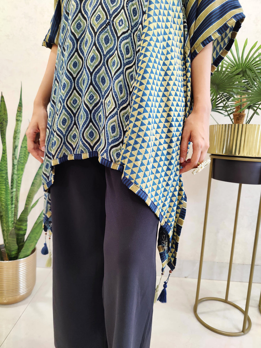Ajarakh kaftan kurta