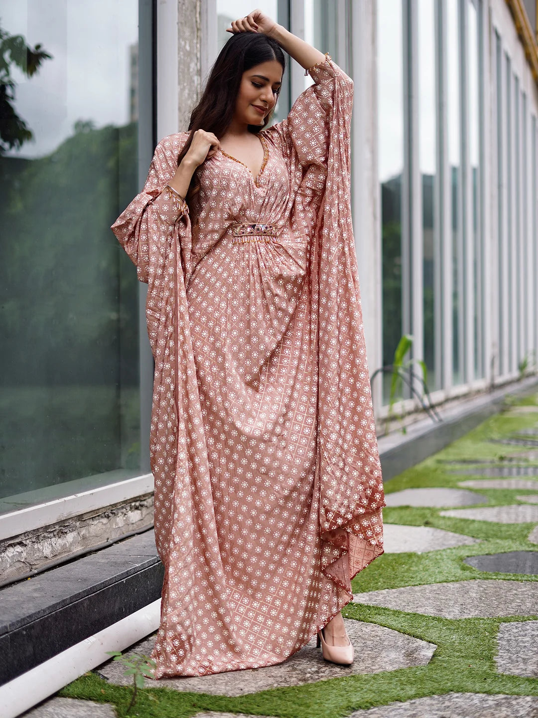 Onion pink kaftan