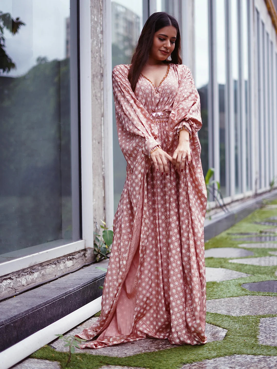 Onion pink kaftan