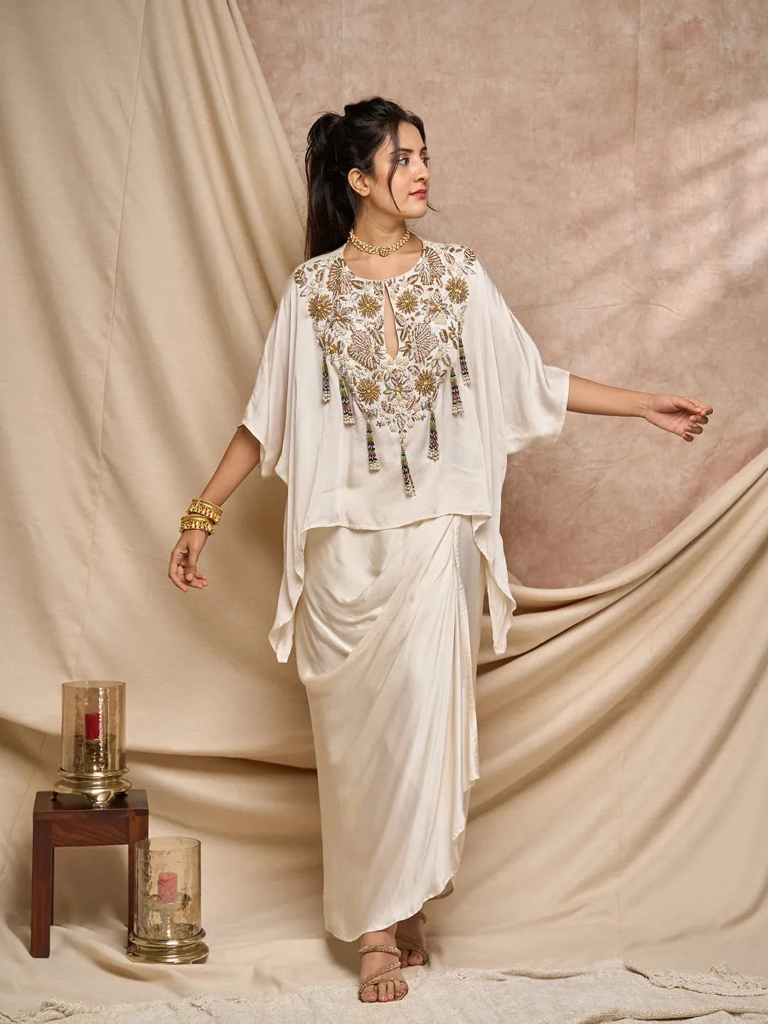 Ivory top coloured tassel