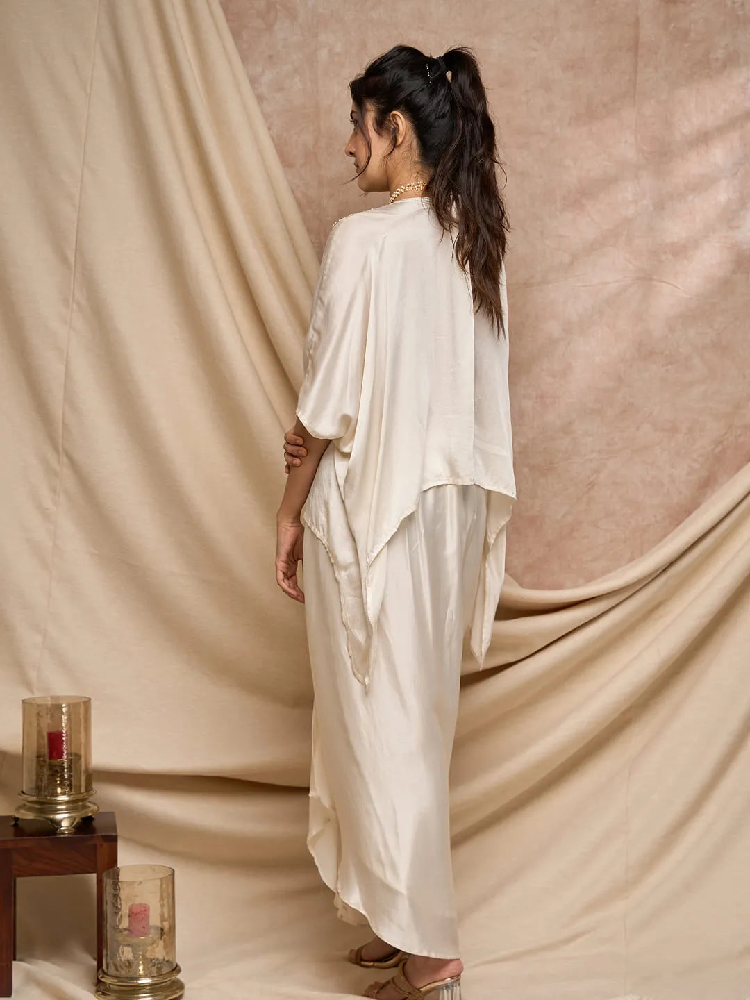 Ivory top coloured tassel