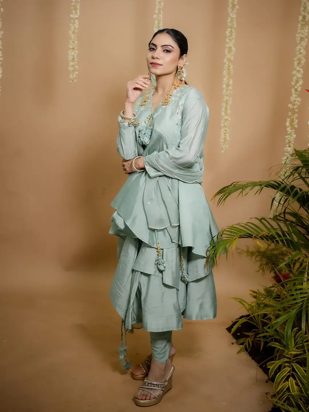 Meera kurta with detachable skirt set