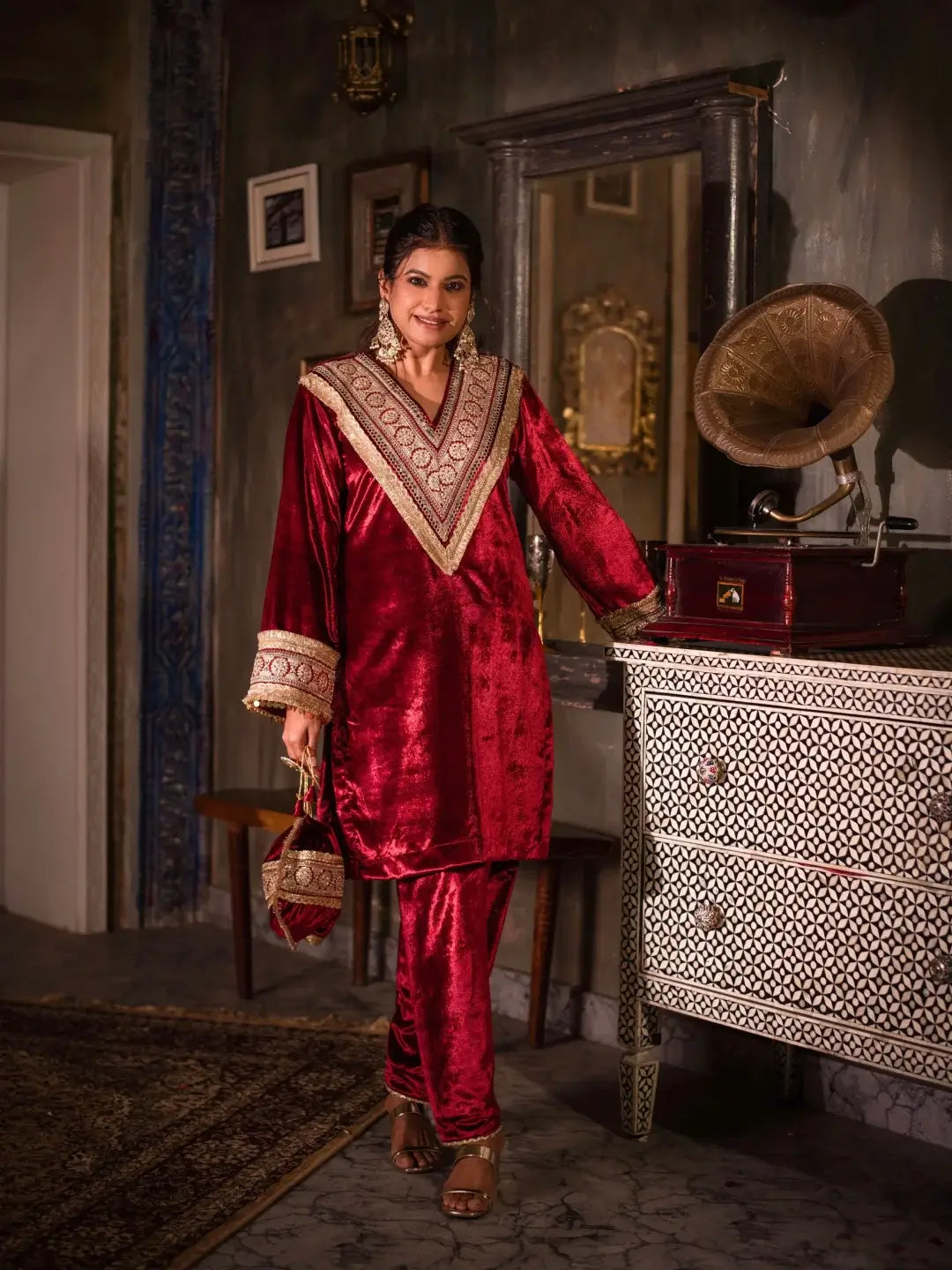Mughal Kurta Set Maroon