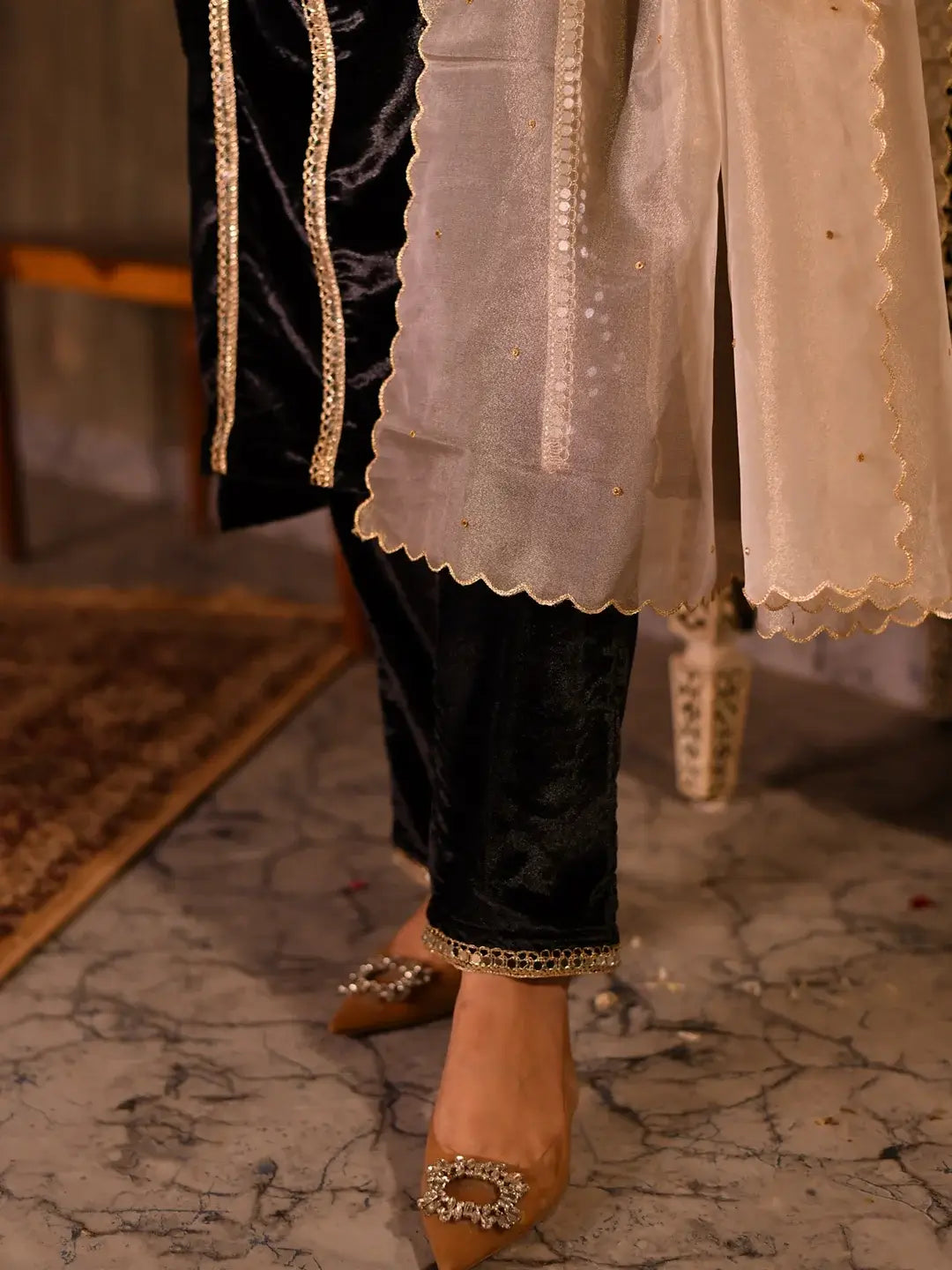 Sheesh Mahal Kurta Set Black