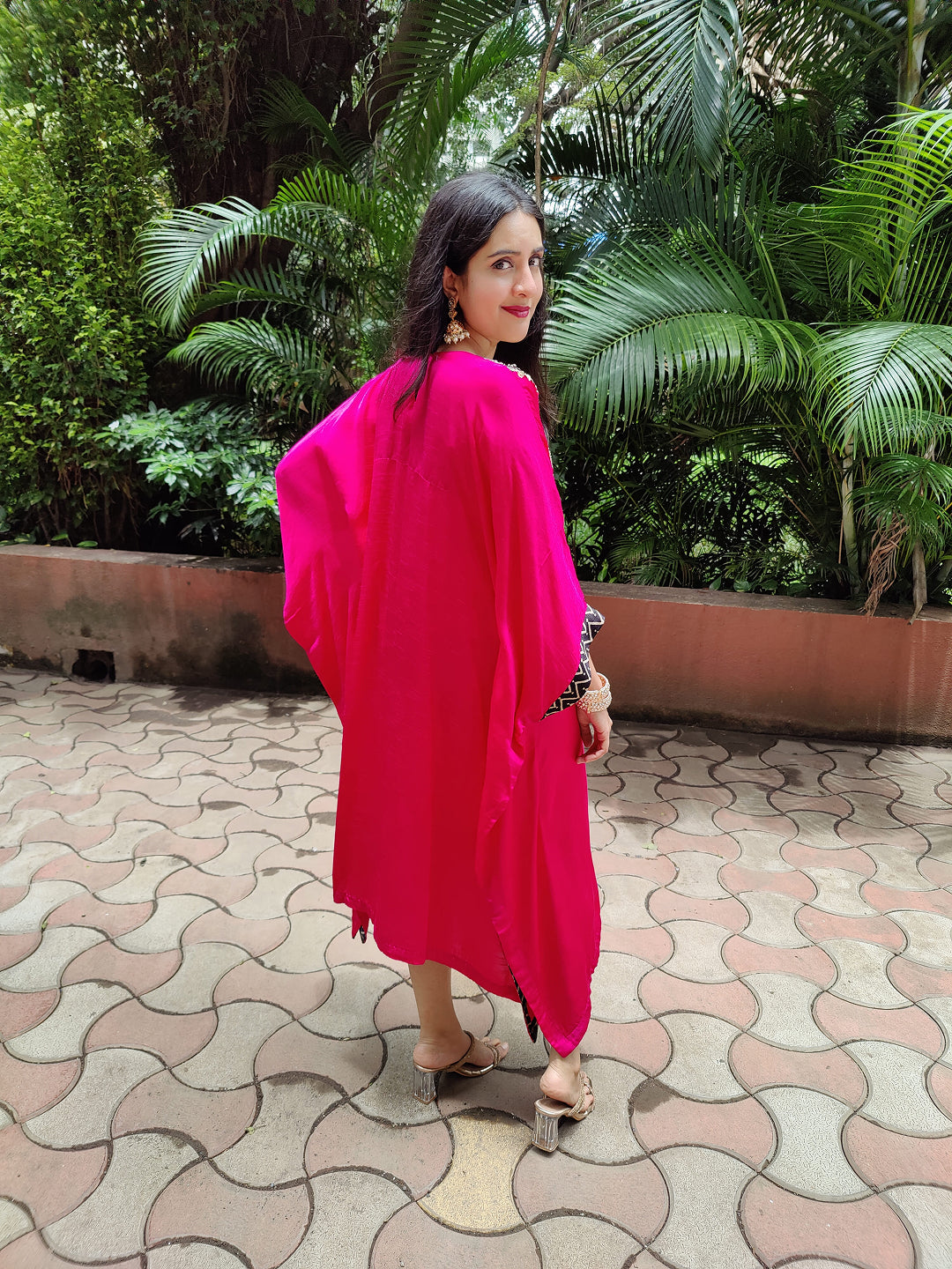 Kaftan kurta-dress with embellished neck