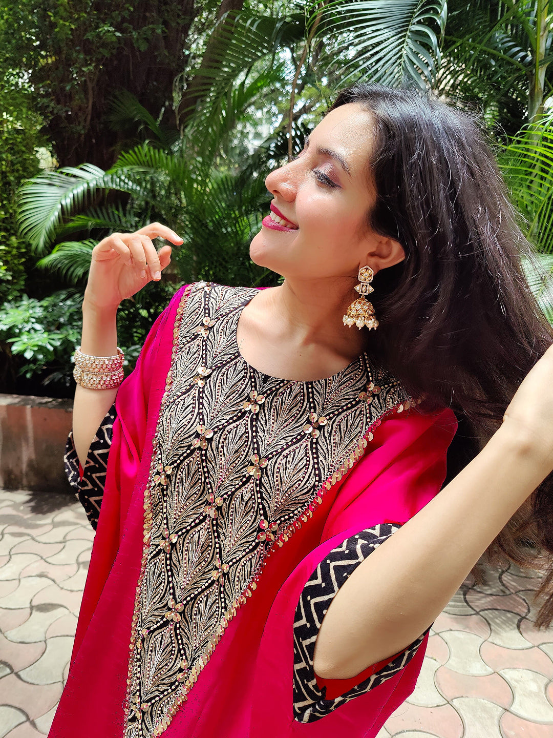Kaftan kurta-dress with embellished neck