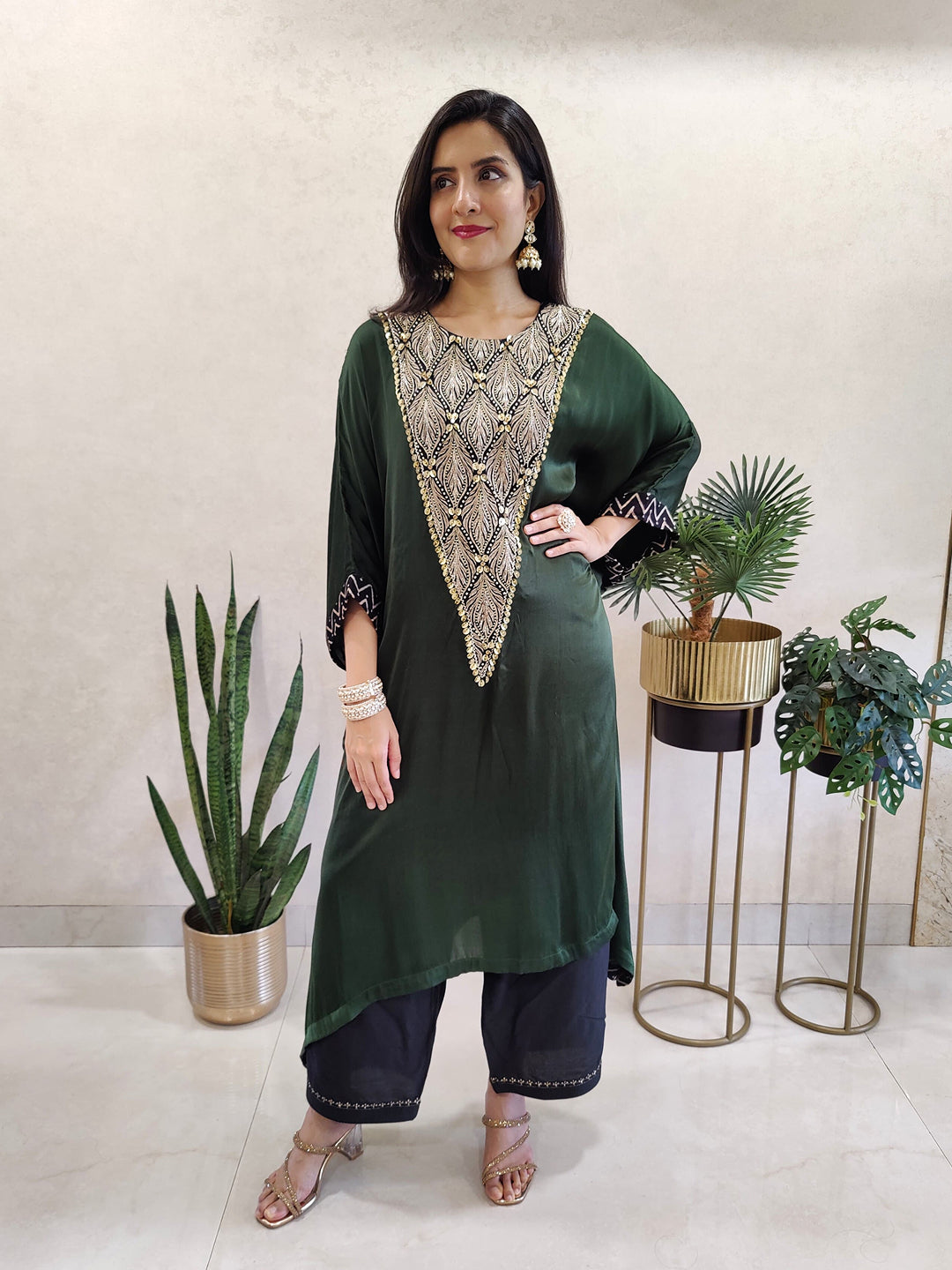 Kaftan kurta-dress with embellished neck