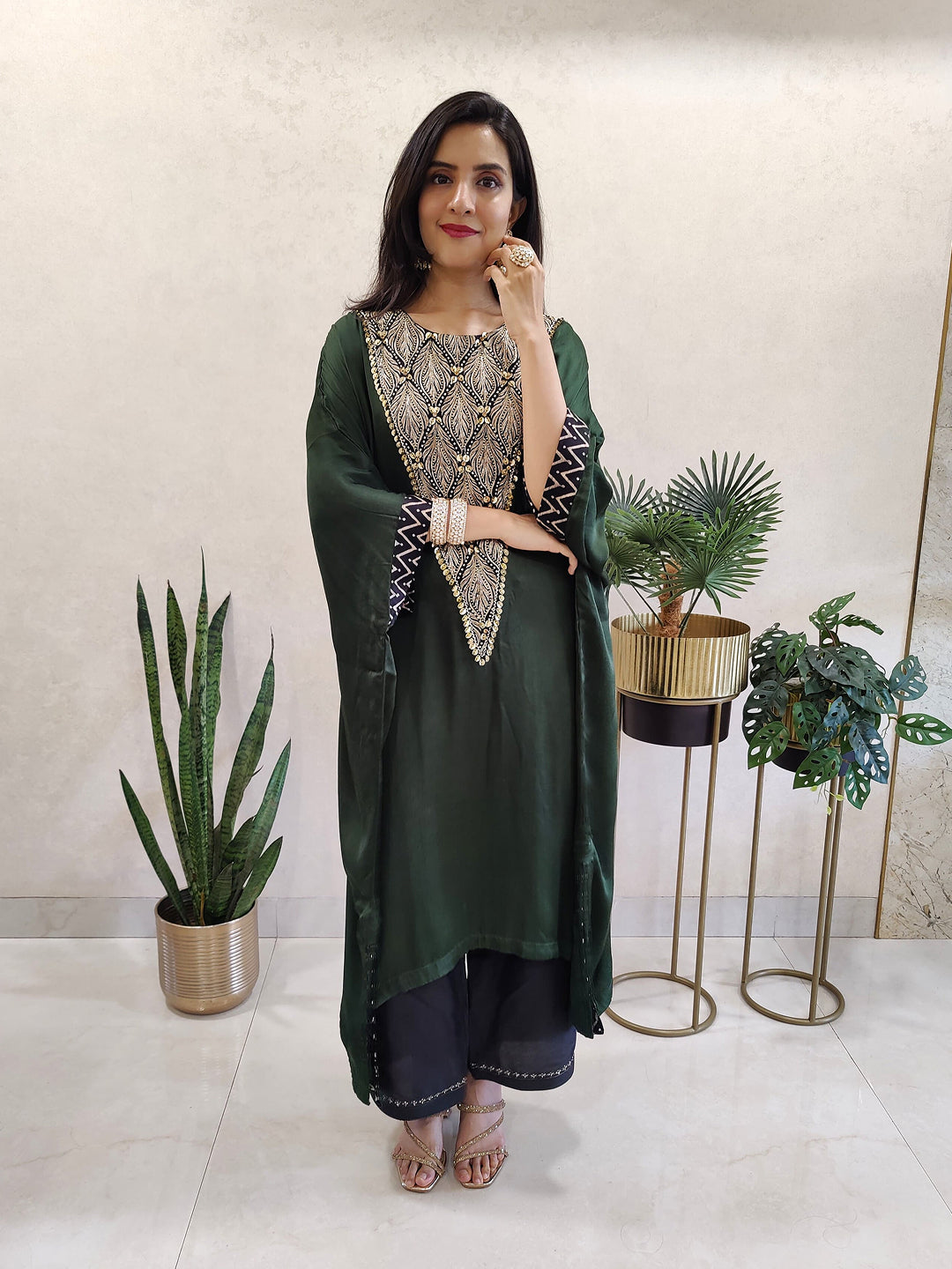 Kaftan kurta-dress with embellished neck