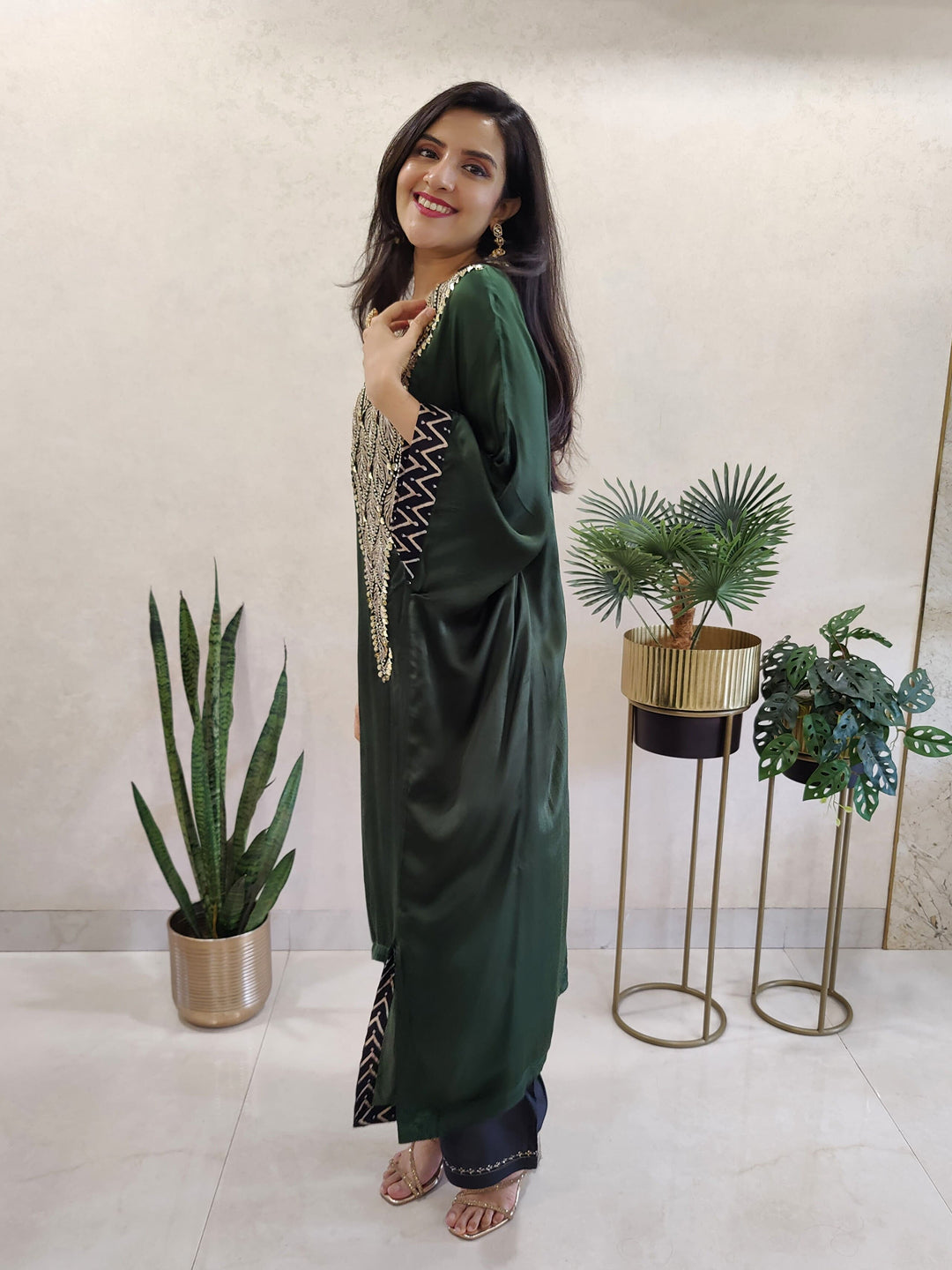 Kaftan kurta-dress with embellished neck