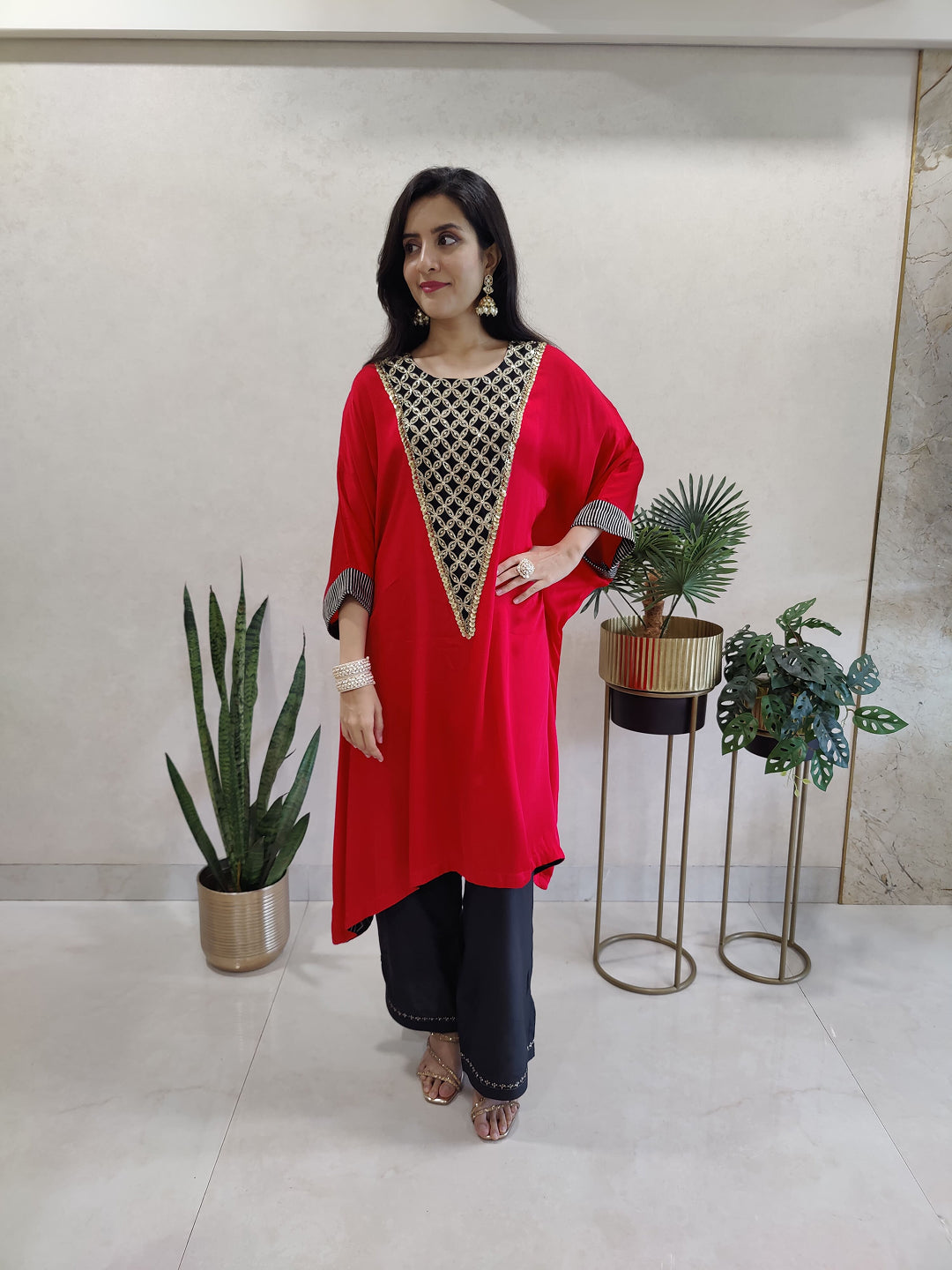 Kaftan kurta-dress with embellished neck