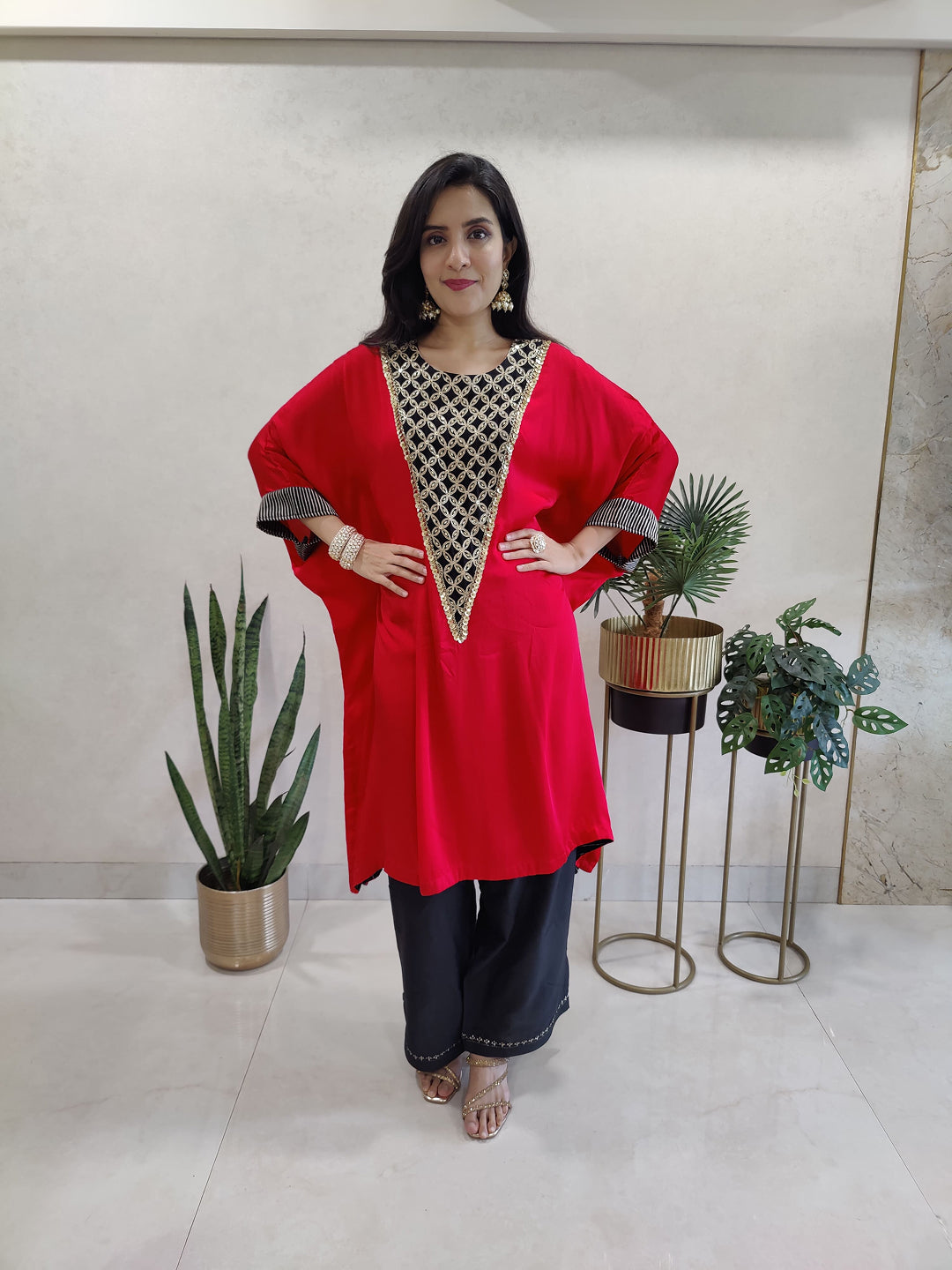 Kaftan kurta-dress with embellished neck