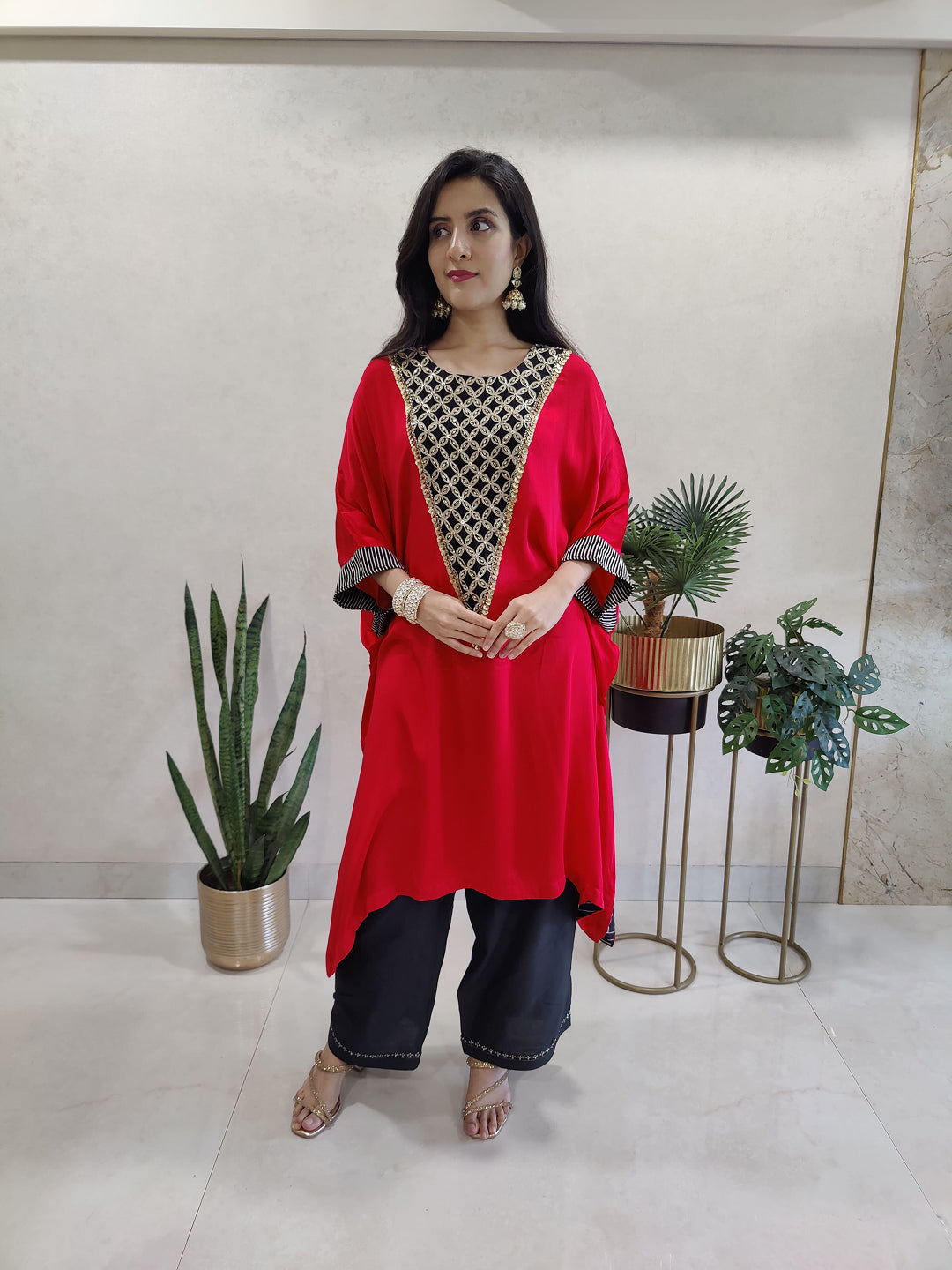Kaftan kurta-dress with embellished neck