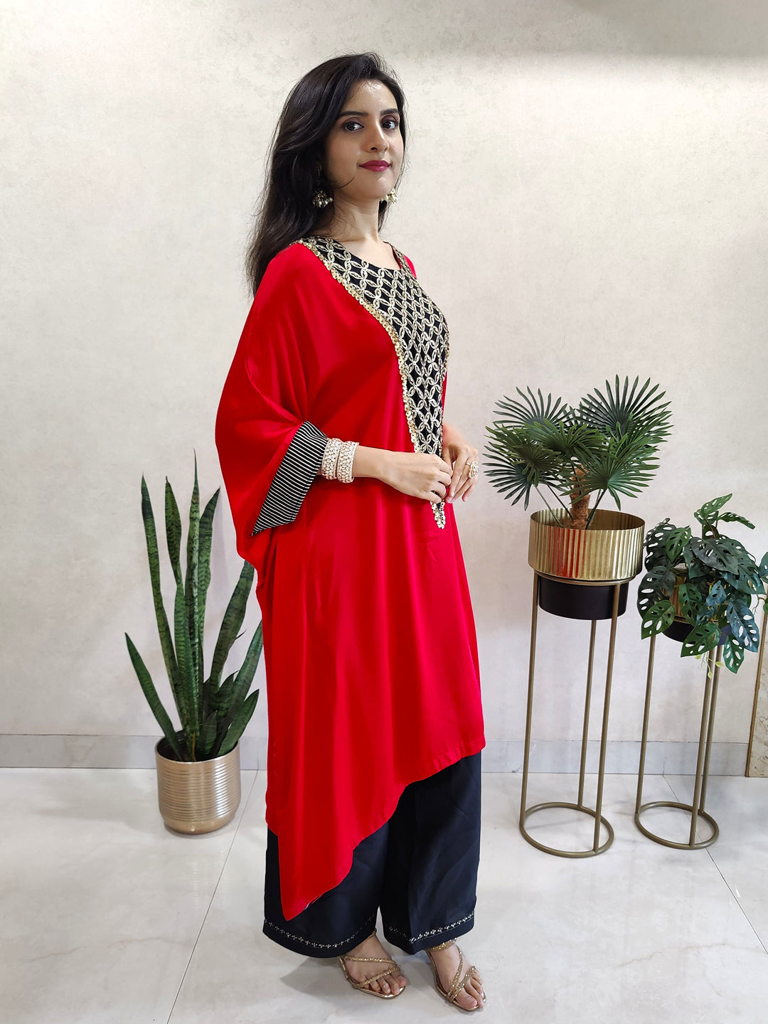 Kaftan kurta-dress with embellished neck