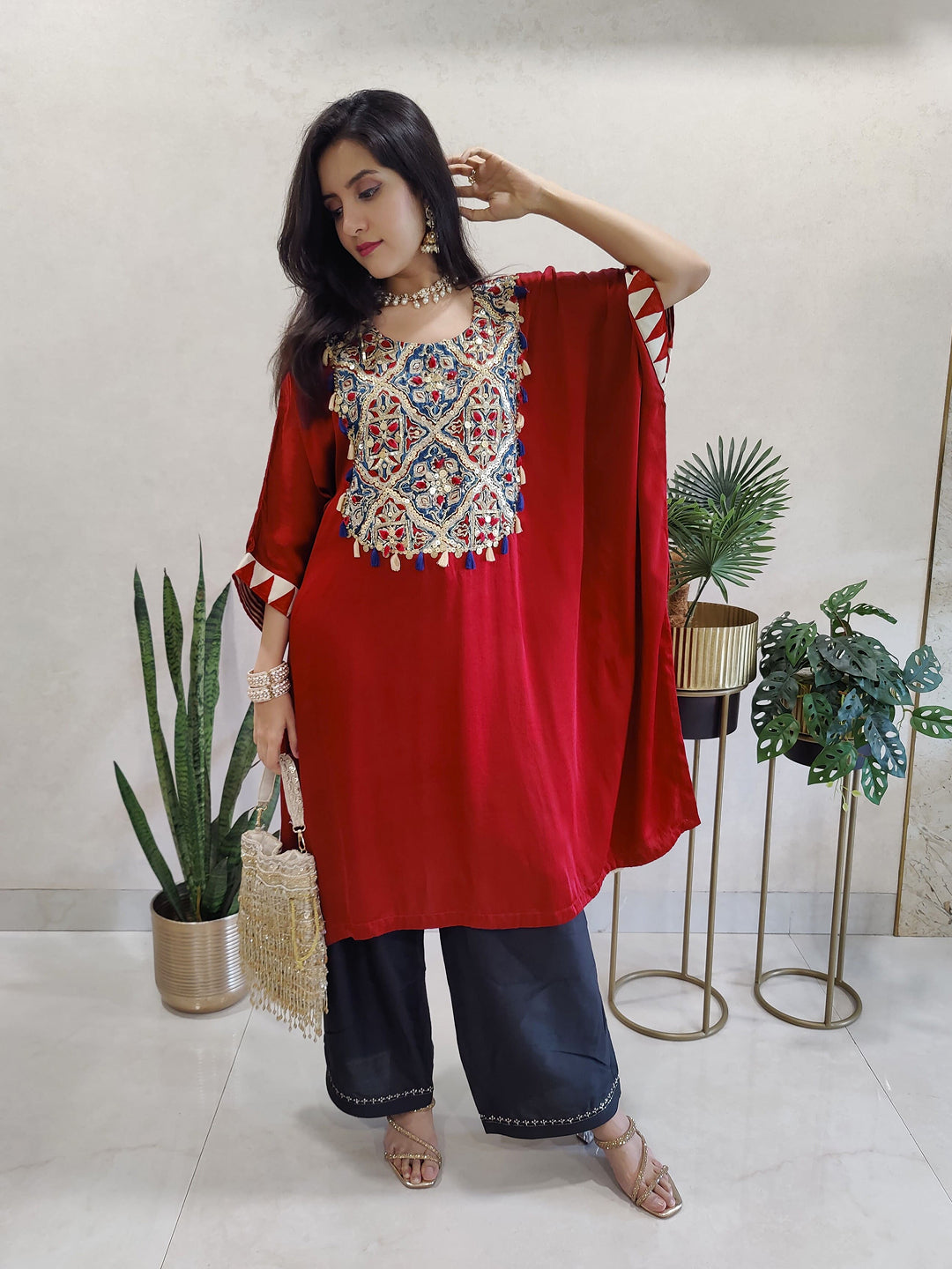 Kaftan kurta-dress with embellished neck