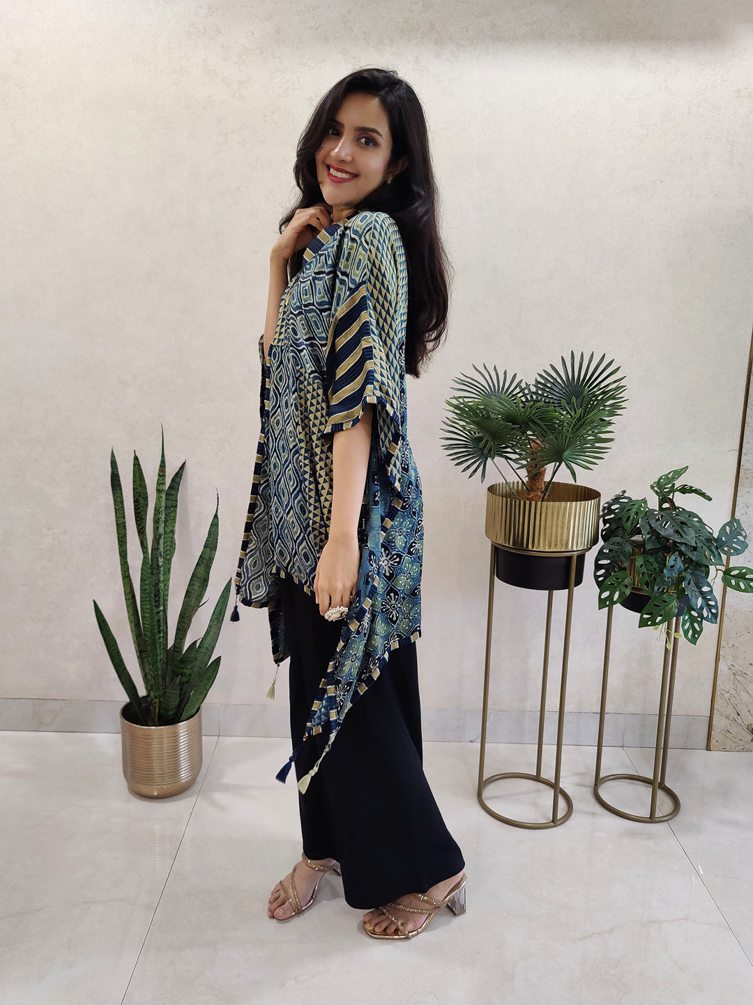 Ajarakh kaftan kurta