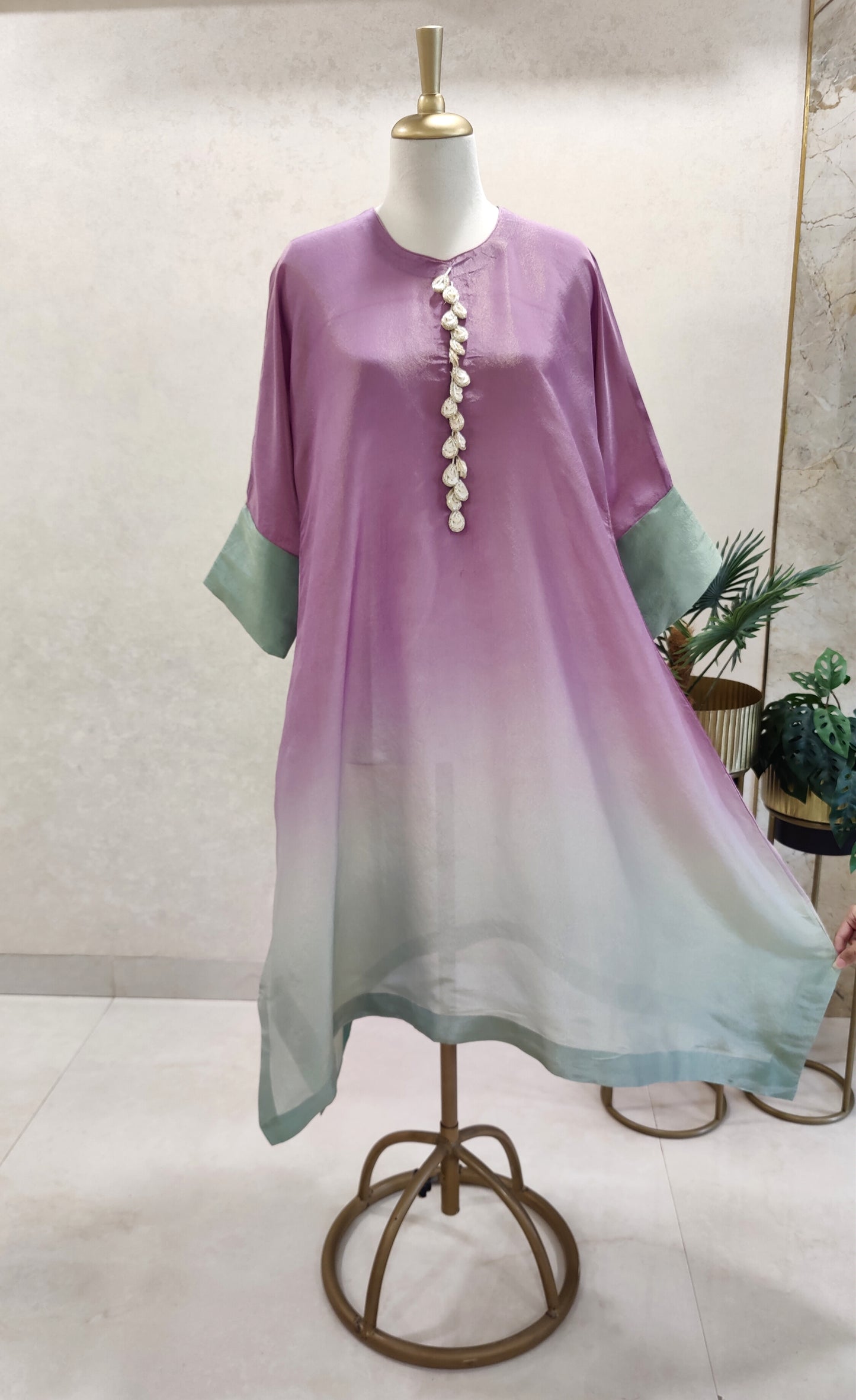 Shaded shimmer asymmetric kurta