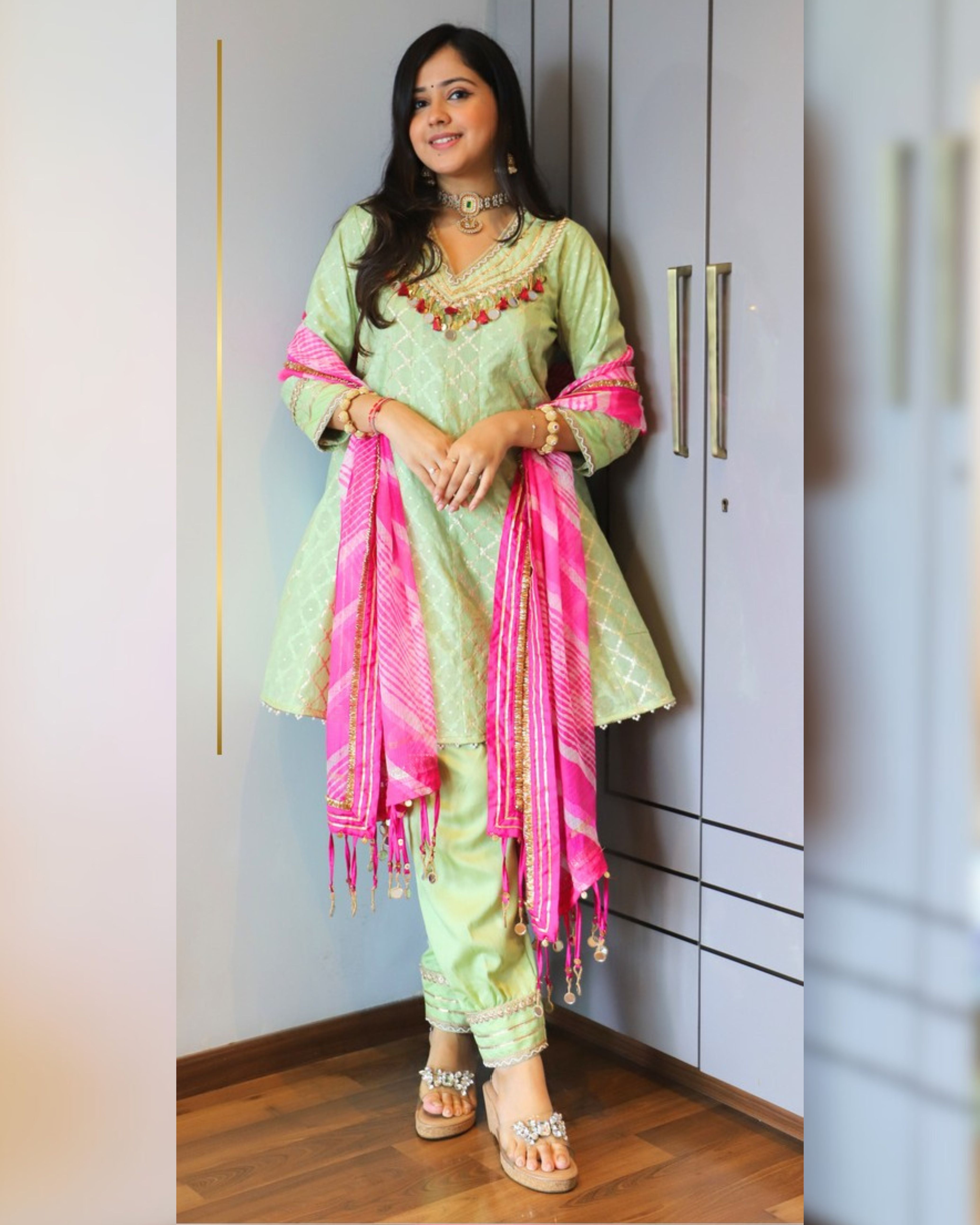 Short kurta mirror set